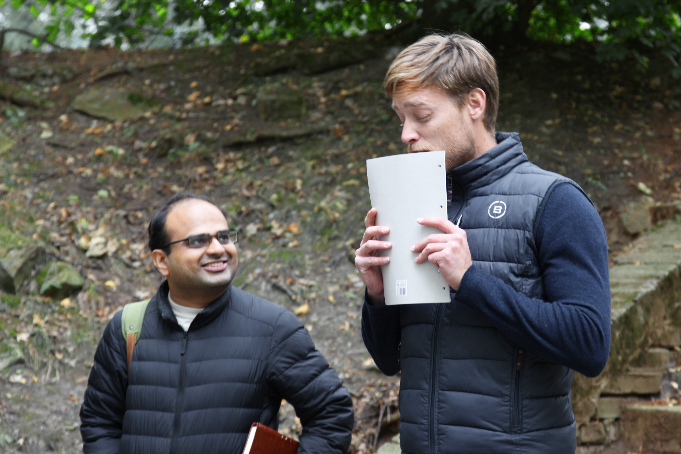 Image 31. Open air workshop. Navneet is teasing Rasmus.